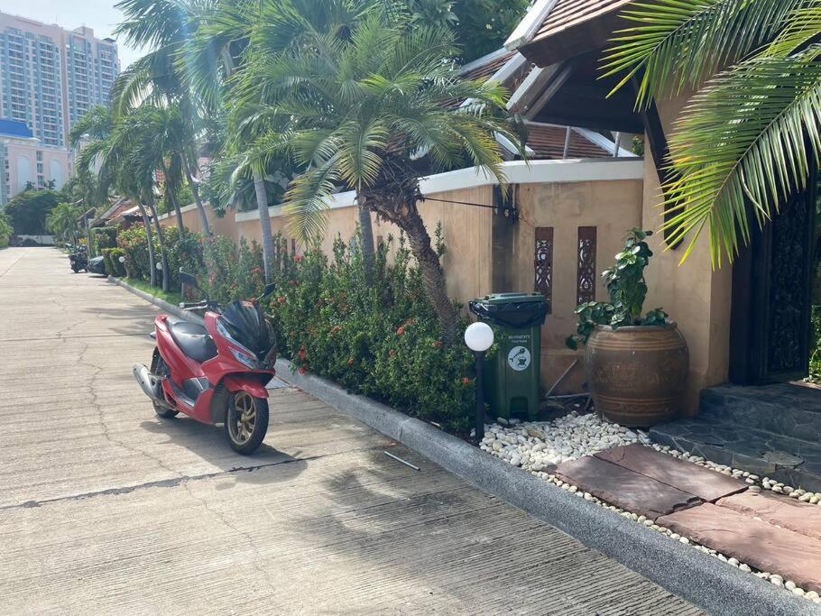 Villa Tranquil Orient Thai 5br Pool Retreat Pattaya