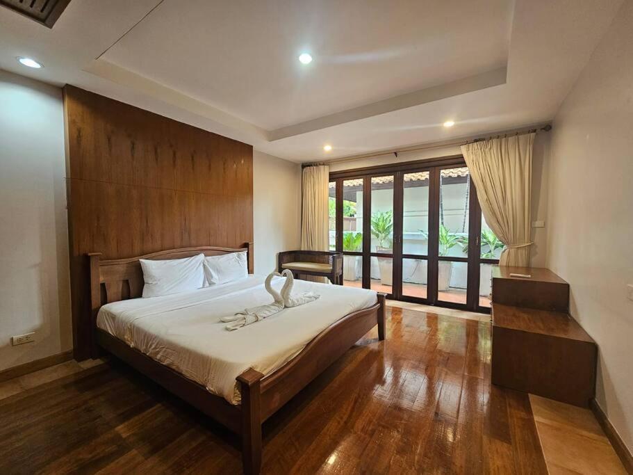 Villa Tranquil Orient Thai 5br Pool Retreat *