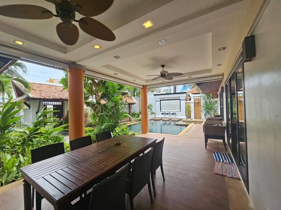 Tranquil Orient Thai 5br Pool Retreat * Pattaya
